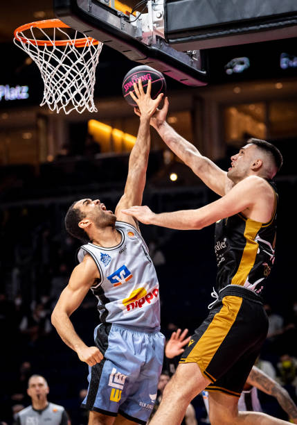 的球员都需 的球员都需