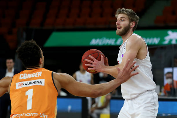 社交媒体时 社交媒体时