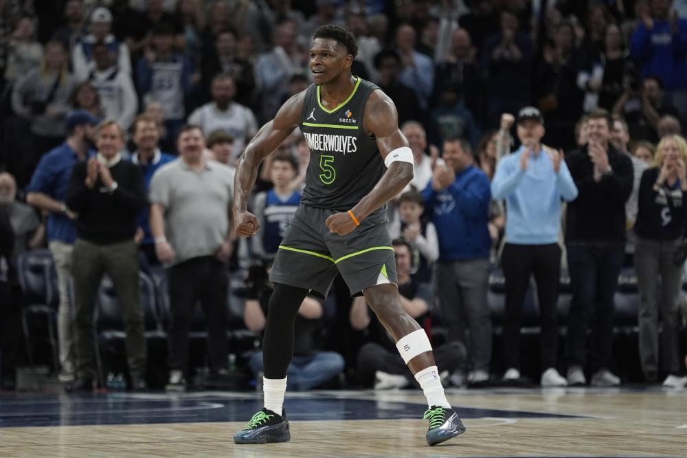 多纳鲁马加 多纳鲁马加