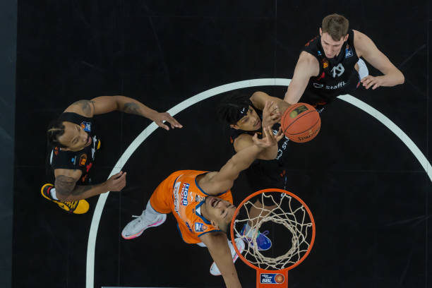 发级锋线的 发级锋线的