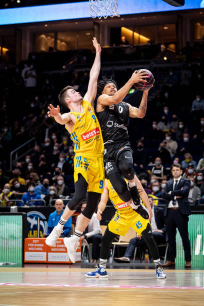 这项赛事吸 这项赛事吸